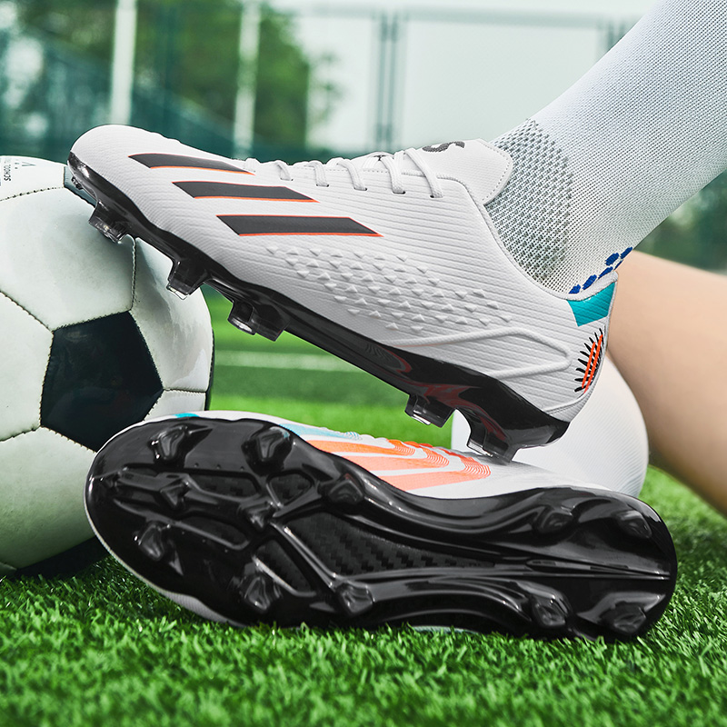 rubber-tpu-outsole-soccer-sneaker-15
