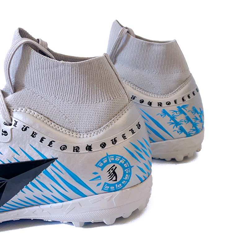 Football Shoes (2)