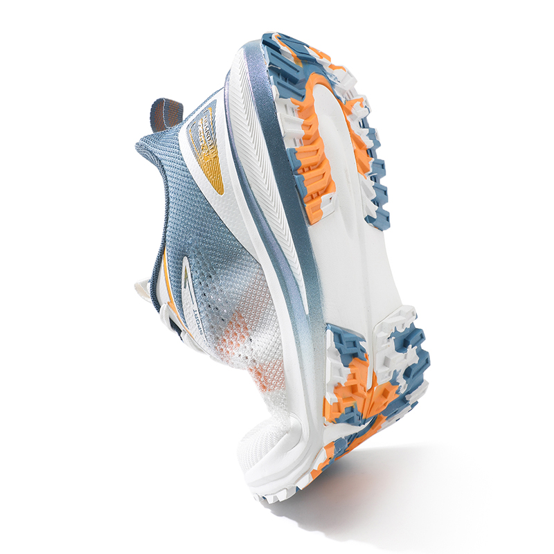 Men's Flyknit Running Shoes (9)