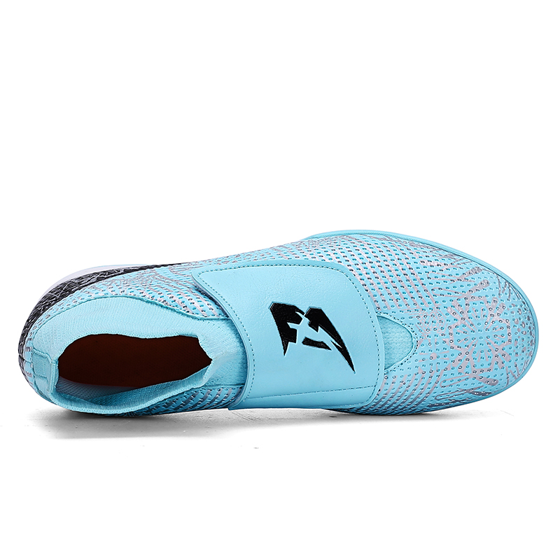 Men's Football Shoes (2)