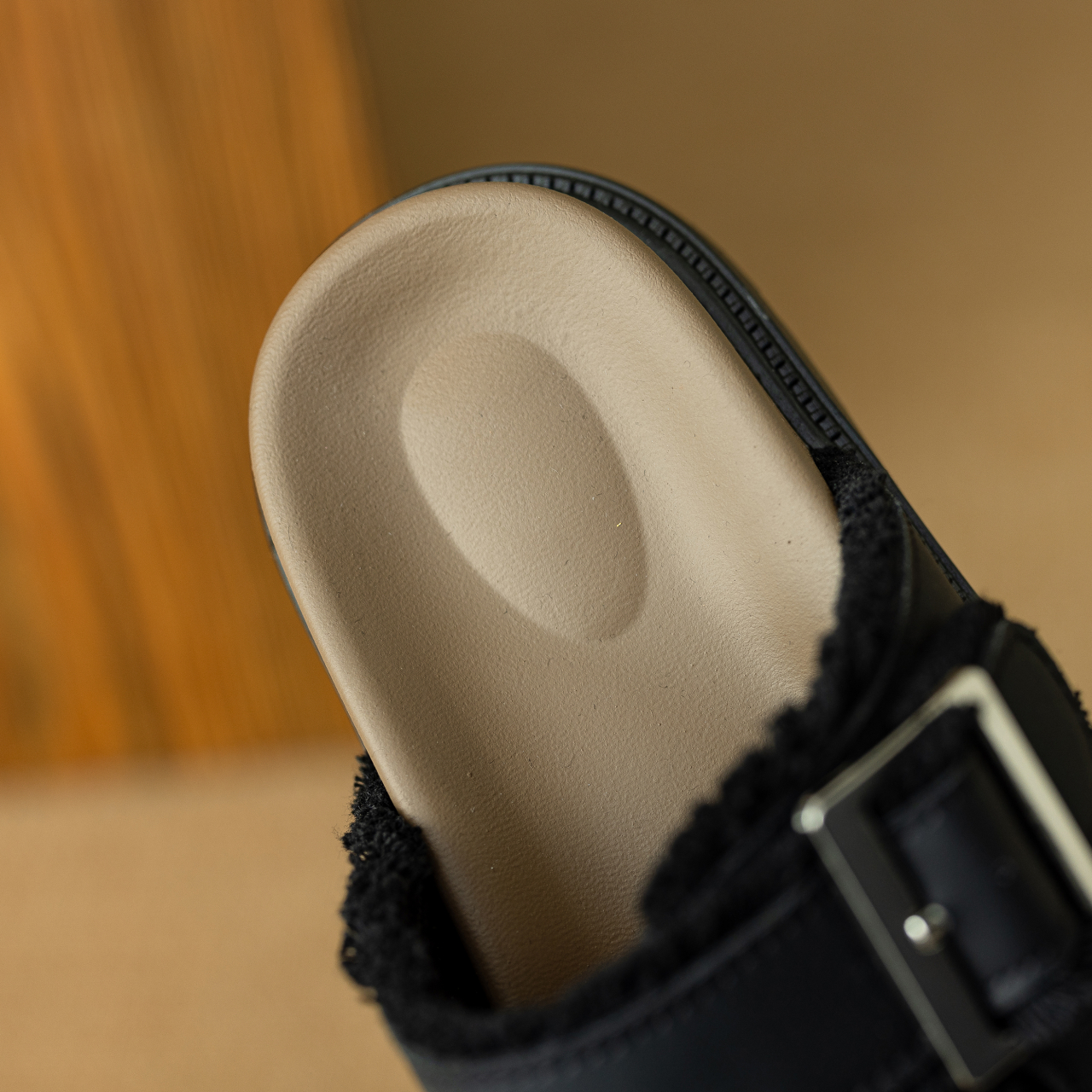 Slippers (10)