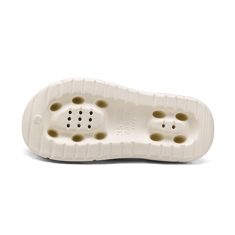Slippers (4)