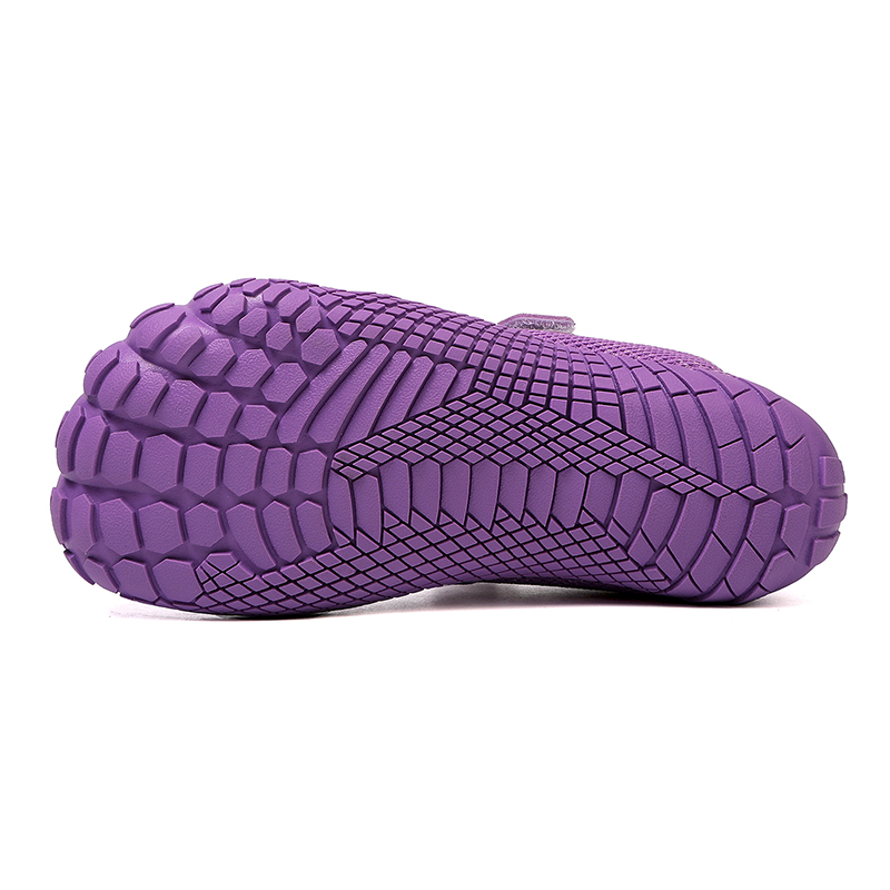Water Shoes (1)