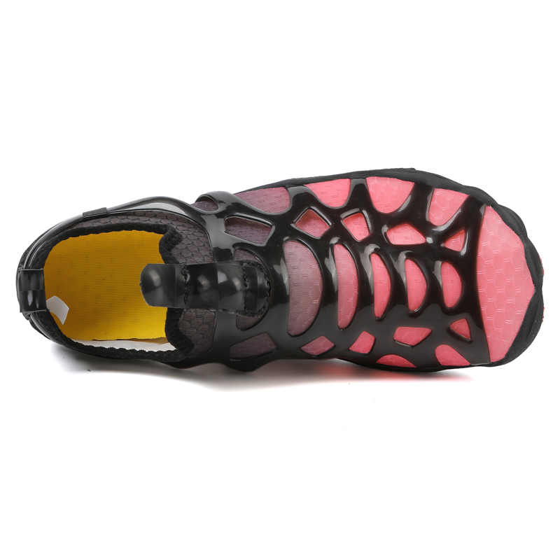 Water Shoes (1)