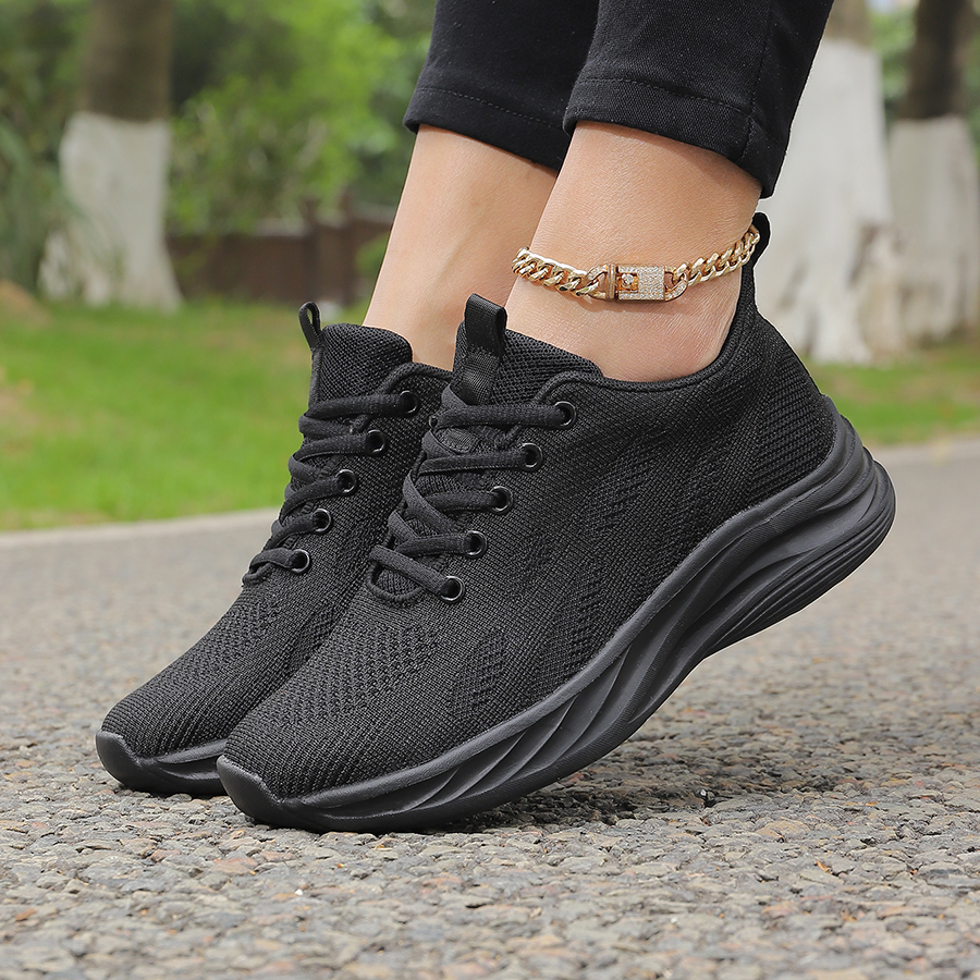 Women Flyknit Shoes (4)
